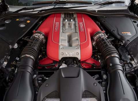Ferrari 812 Superfast 34