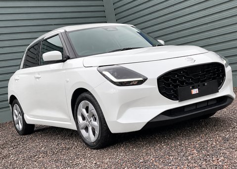 Suzuki Swift 1.2 Mild Hybrid Motion  7