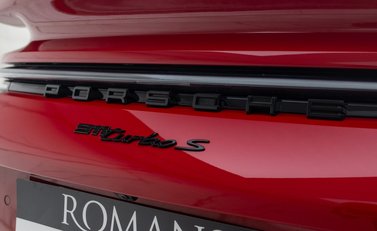 Porsche 911 Turbo S (992) Lightweight 50