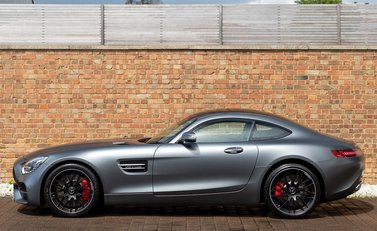 Mercedes-Benz Amg GT GT S 2