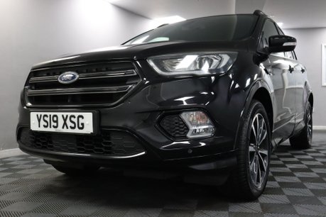 Ford Kuga ST-LINE 28