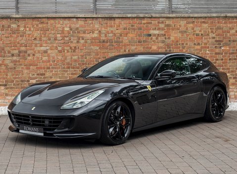 Ferrari GTC4 Lusso 6