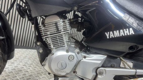 Yamaha YBR 125 2013 28K COMMUTER LEARNER BIKE SPARES OR REPAIR 125CC 21