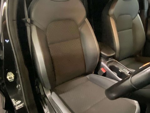 Nissan Juke 1.0 Juke N-Connecta DiG-T 5dr 12