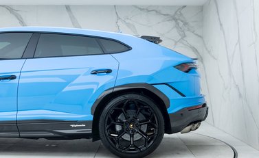 Lamborghini Urus Performante 27