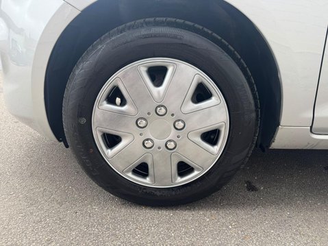 Ford Ka 1.2 Edge Euro 5 (s/s) 3dr 16