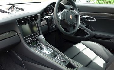 Porsche 911 (991) Turbo S 18
