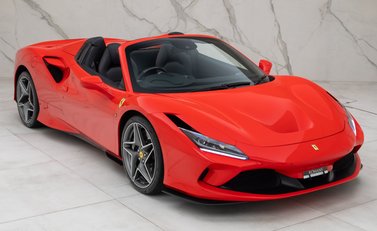 Ferrari F8 Spider 11