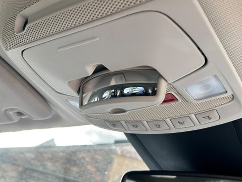 Ford S-Max TITANIUM ECOBLUE 36