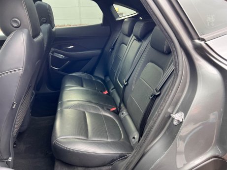 Jaguar E-Pace 2.0 D180 R-Dynamic HSE Auto AWD Euro 6 (s/s) 5dr 33