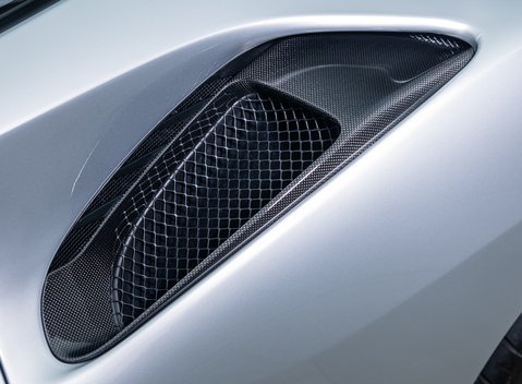 Ferrari 488 Pista 36