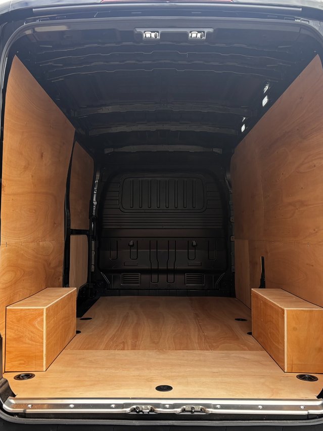 MAXUS DELIVER9