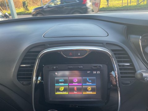 Renault Captur 1.5 dCi ENERGY Dynamique Nav Euro 6 (s/s) 5dr 36