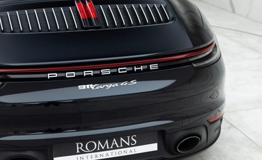 Porsche 911 Targa 4S (992) 26