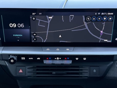 Vauxhall Grandland 1.2 Hybrid [136] GS 5dr e-DCT6 24