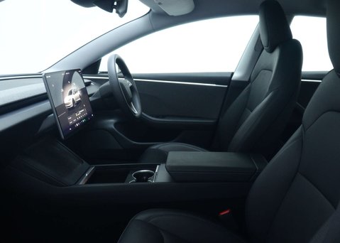 Tesla Model 3 Saloon 4dr Electric Auto RWD (208 ps) 42