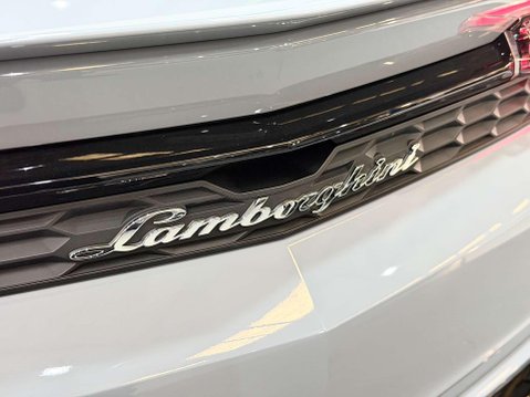 Lamborghini Urus 4.0 V8 BiTurbo 25.9kWh SE SUV 5dr Petrol Plug-in Hybrid Auto 4WD Euro 6 (80 51