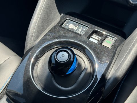 Nissan LEAF N-Connecta Hatchback 5dr Electric Auto (150 ps) 28