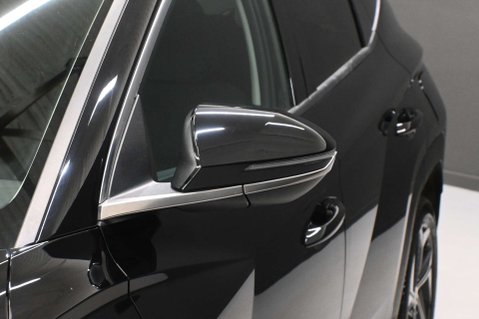 Hyundai TUCSON 1.6 Tucson Premium TGDi HEV Auto 5dr 27