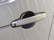 Land Rover Discovery 3.0 Discovery HSE TD6 Auto 4WD 5dr 32