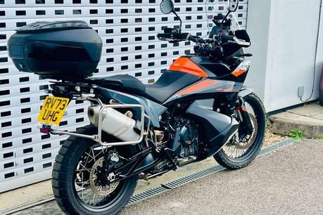 KTM Adventure 890 Adventure 3