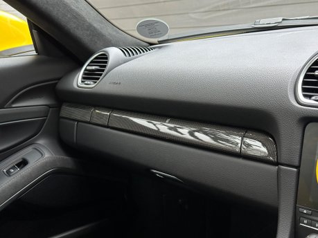 Porsche 718 Cayman CAYMAN GTS 6