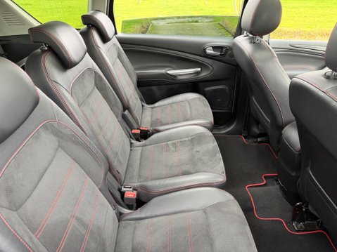 Ford S-Max 2.2 TDCi Titanium X Sport Euro 5 5dr 39