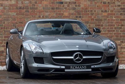 Mercedes-Benz SLS AMG Roadster