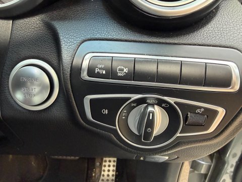Mercedes-Benz GLC GLC 250 D 4MATIC AMG LINE PREMIUM 37