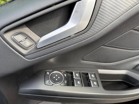 Ford Focus 1.0T EcoBoost ST-Line X Euro 6 (s/s) 5dr 14