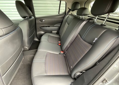 Nissan LEAF N-CONNECTA 15