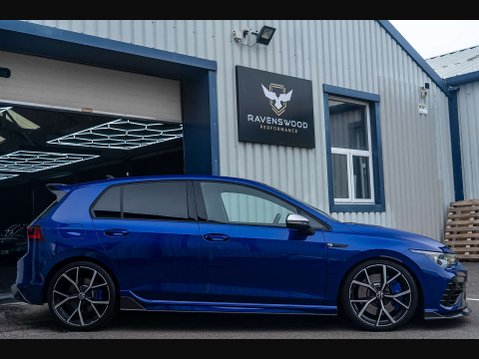 Volkswagen Golf 2.0 Golf R TSi 4Motion Semi-Auto 4WD 5dr 3