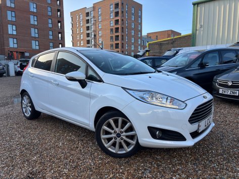 Ford Fiesta 1.0 TITANIUM LOOK! ONLY 11000 MILES! £20 ROAD TAX! 