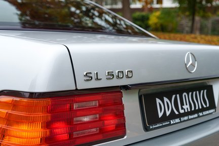 Mercedes-Benz SL Series SL500 12