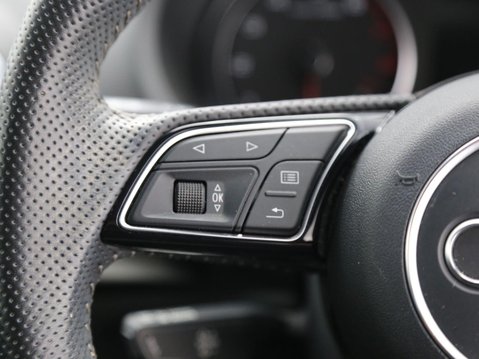 Audi A3 1.5 TFSI CoD Black Edition Sportback Euro 6 (s/s) 5dr 11