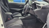 Toyota Corolla 2.0 VVT-h Excel Hatchback 5dr Petrol Hybrid CVT Euro 6 (s/s) (184 ps) 38