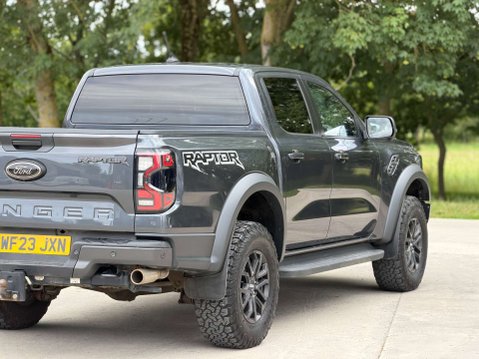 Ford Ranger 3.0 Ranger Raptor EcoBOOST 4x4 A 4WD 18