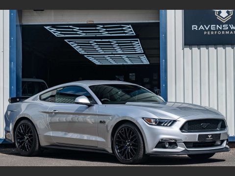 Ford Mustang 5.0 Mustang GT 2dr 5