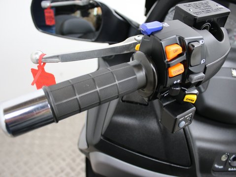 Suzuki Burgman 650 AN 650 ZL5 Executive 18