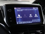 Peugeot 208 PURETECH S/S SIGNATURE 38