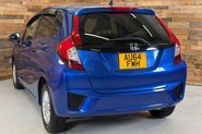 Honda Jazz 1.3L DOHC i-VTEC 4