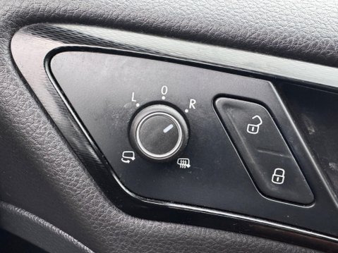 Volkswagen Golf 2.0 TSI BlueMotion Tech GTI Performance DSG Euro 6 (s/s) 3dr 36