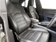 Porsche Macan 100kWh 4 SUV 5dr Electric Auto 4WD (408 ps) 1 Owner - Sensors - Bluetooth 11