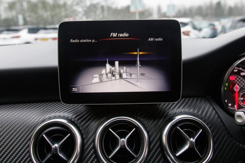 Mercedes-Benz A Class A 200 AMG LINE PREMIUM PLUS 23