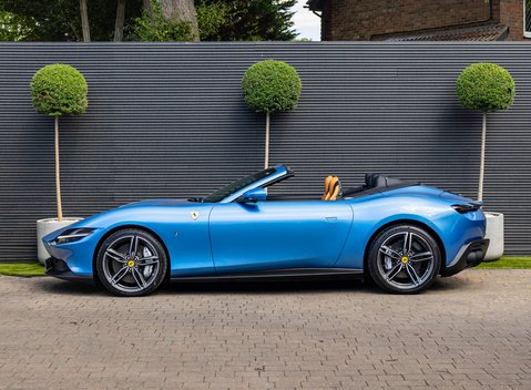 Ferrari Roma SPIDER 2