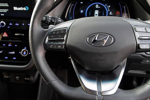 Hyundai IONIQ PREMIUM 19