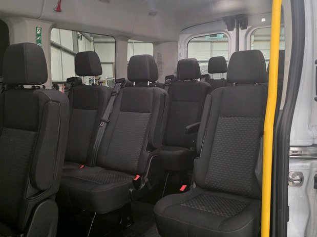 Ford Transit Transit 410 2.0L 130PS H2 14 Seater Trend 14