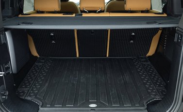 Land Rover Defender 110 V8 28