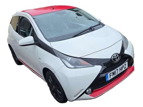 Toyota Aygo 1.0 VVT-i x-press Hatchback 5dr Petrol x-shift Euro 6 (68 ps) 1