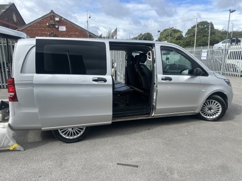 Mercedes-Benz Vito 119 CREW PREMIUM L2 6 SEAT NO VAT AUTOMATIC 8
